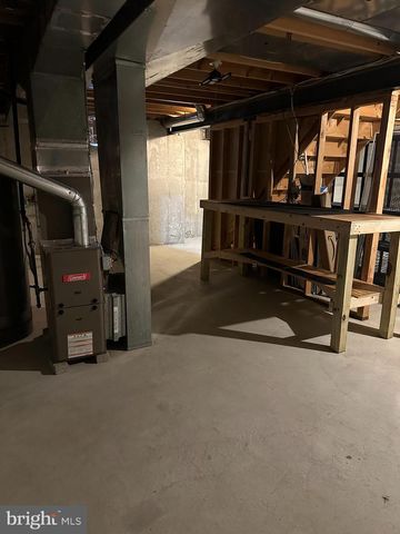 101 COVENTRY WAY, Mount Laurel, NJ 08054