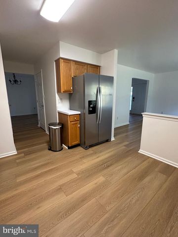 101 COVENTRY WAY, Mount Laurel, NJ 08054