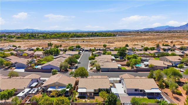 8018 Rushmore Avenue, Las Vegas, NV 89131