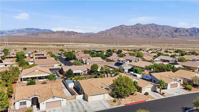8018 Rushmore Avenue, Las Vegas, NV 89131