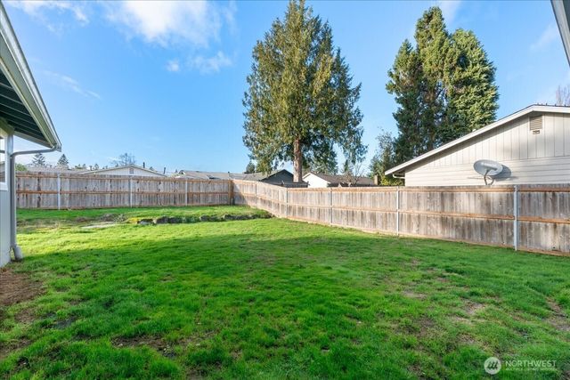 16625 126th Avenue SE, Renton, WA 98058