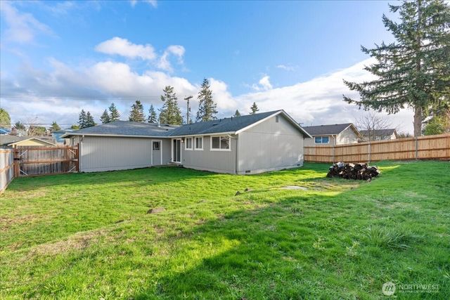 16625 126th Avenue SE, Renton, WA 98058