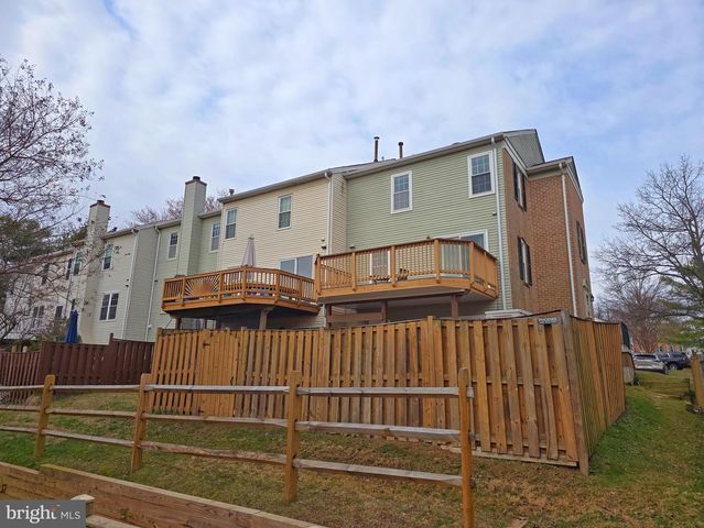 117 LAZY HOLLOW DR, Gaithersburg, MD 20878