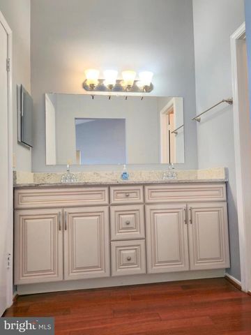 117 LAZY HOLLOW DR, Gaithersburg, MD 20878