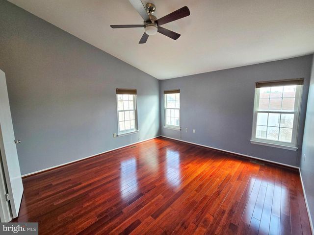 117 LAZY HOLLOW DR, Gaithersburg, MD 20878