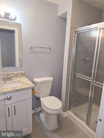 117 LAZY HOLLOW DR, Gaithersburg, MD 20878