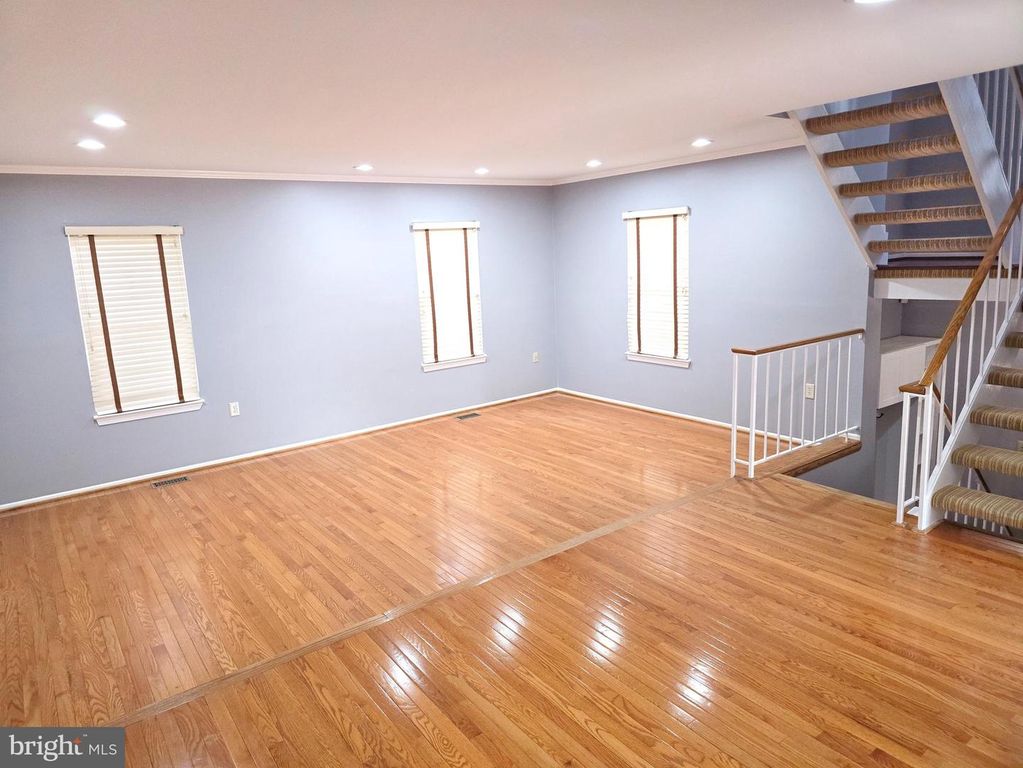 117 LAZY HOLLOW DR, Gaithersburg, MD 20878