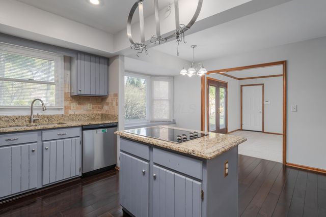 2279 Fernleaf Lane, Columbus, OH 43235