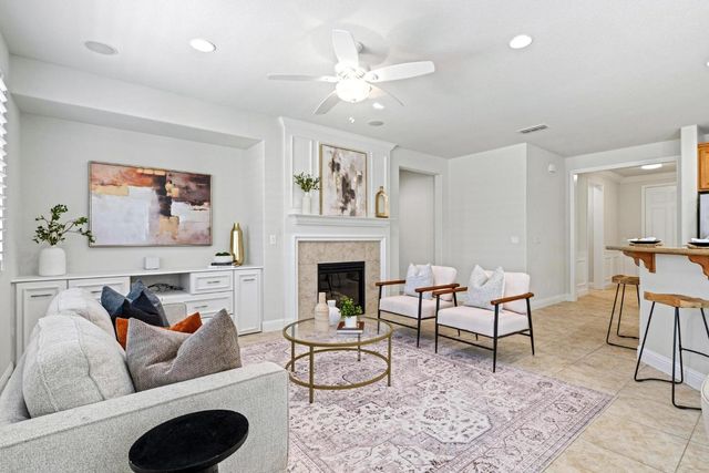 2379 Belle Glade Ln, Manteca, CA 95336