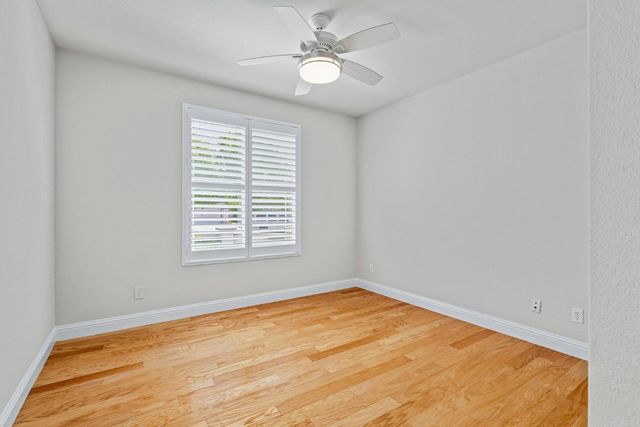 2379 Belle Glade Ln, Manteca, CA 95336