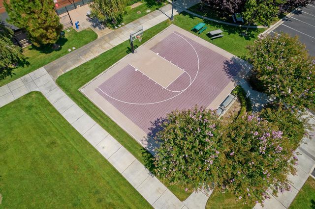 2379 Belle Glade Ln, Manteca, CA 95336