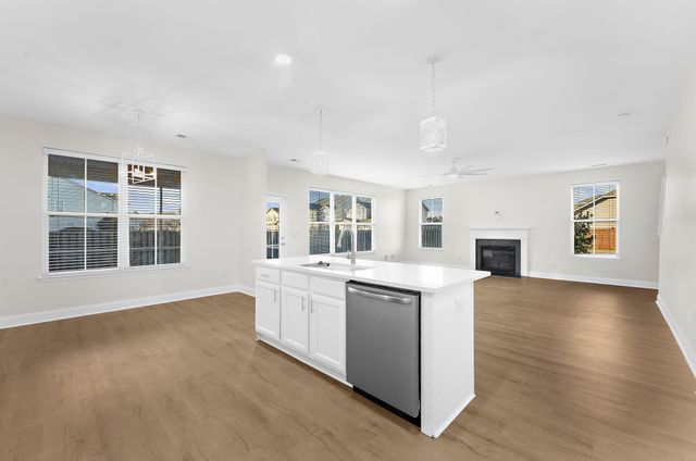 145 Glenspring Drive, Summerville, SC 29486