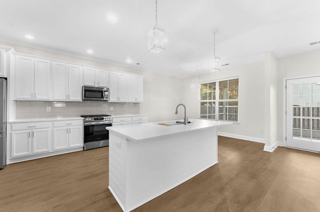 145 Glenspring Drive, Summerville, SC 29486