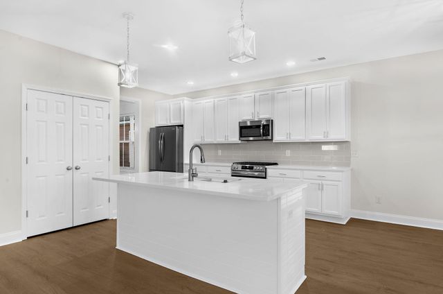 145 Glenspring Drive, Summerville, SC 29486