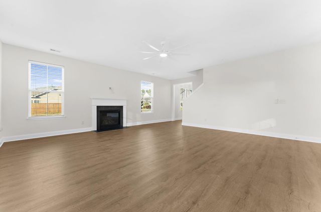 145 Glenspring Drive, Summerville, SC 29486