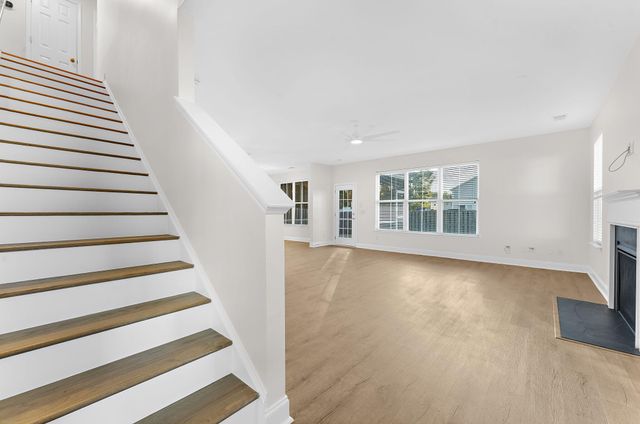 145 Glenspring Drive, Summerville, SC 29486