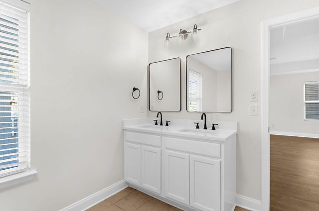 145 Glenspring Drive, Summerville, SC 29486