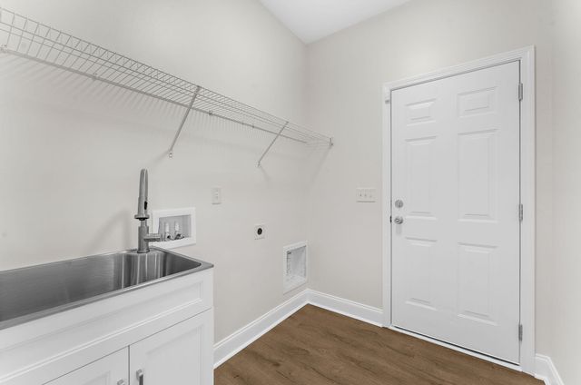 145 Glenspring Drive, Summerville, SC 29486