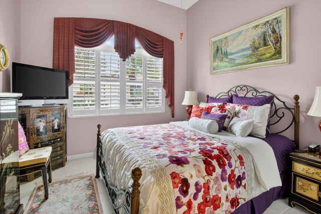 7032 Demedici Circle, Delray Beach, FL 33446