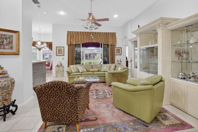 7032 Demedici Circle, Delray Beach, FL 33446