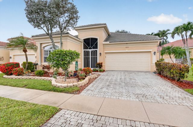 7032 Demedici Circle, Delray Beach, FL 33446