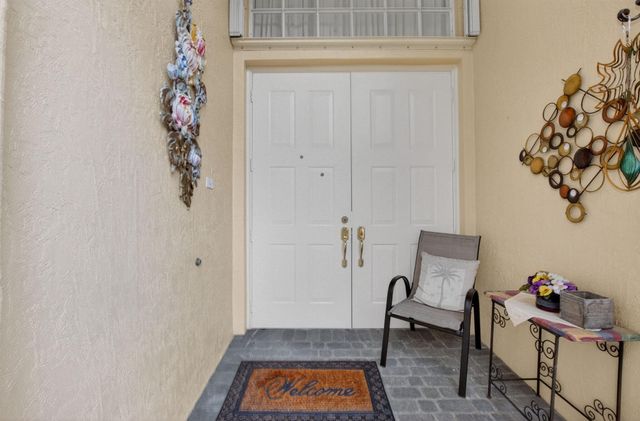 7032 Demedici Circle, Delray Beach, FL 33446