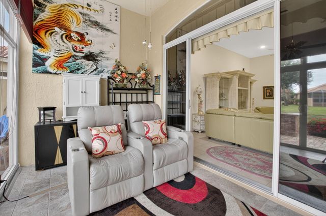 7032 Demedici Circle, Delray Beach, FL 33446