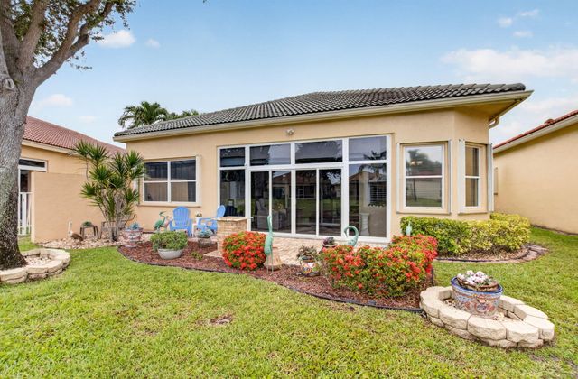 7032 Demedici Circle, Delray Beach, FL 33446