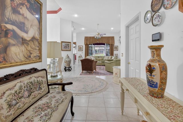 7032 Demedici Circle, Delray Beach, FL 33446