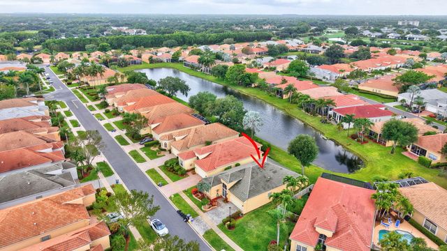7032 Demedici Circle, Delray Beach, FL 33446