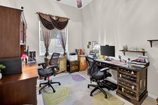 7032 Demedici Circle, Delray Beach, FL 33446
