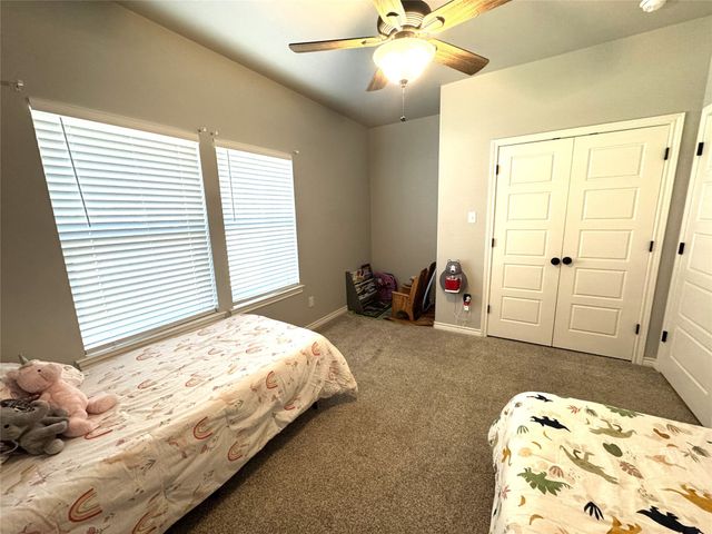 702 Pillar Street, Bowie, TX 76230