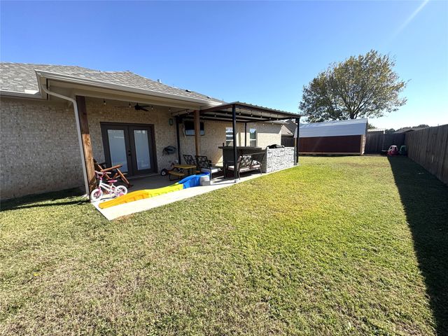 702 Pillar Street, Bowie, TX 76230