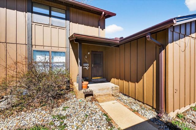 1503 Hampton Court, Belleville, IL 62223