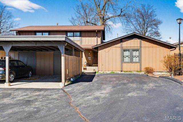 1503 Hampton Court, Belleville, IL 62223