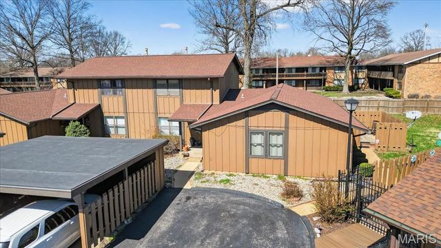 1503 Hampton Court, Belleville, IL 62223