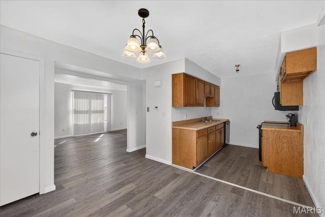 1503 Hampton Court, Belleville, IL 62223