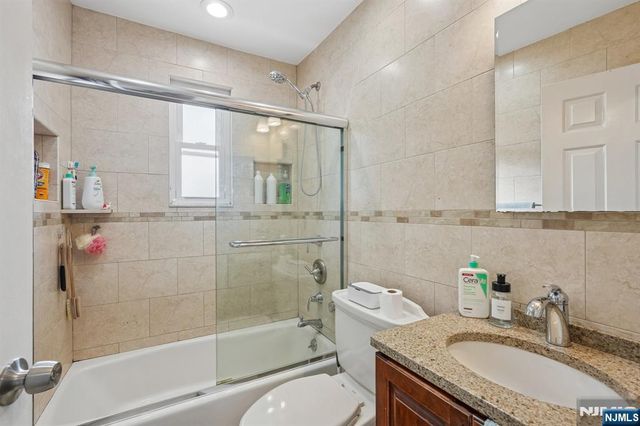 13-38 Hedman Place, Fair Lawn, NJ 07410