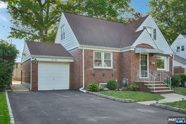 13-38 Hedman Place, Fair Lawn, NJ 07410