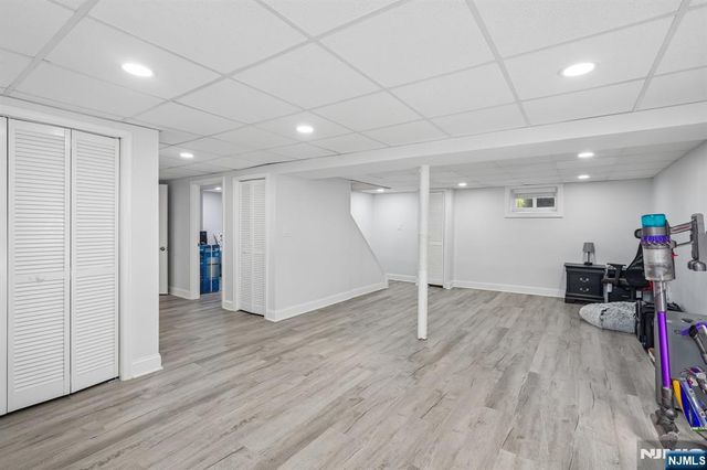 13-38 Hedman Place, Fair Lawn, NJ 07410