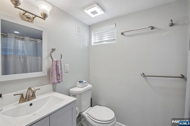 13-38 Hedman Place, Fair Lawn, NJ 07410