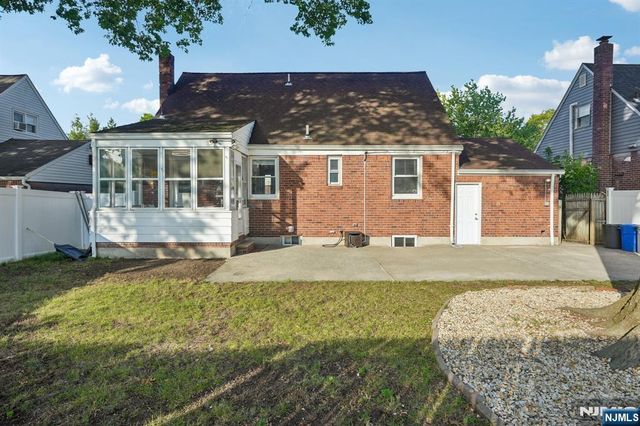 13-38 Hedman Place, Fair Lawn, NJ 07410