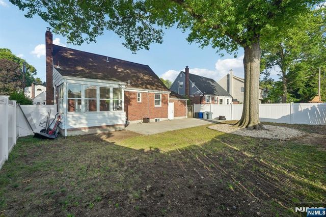 13-38 Hedman Place, Fair Lawn, NJ 07410