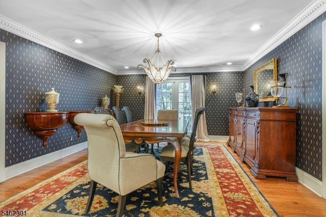 32 Stratford Dr, Livingston Twp., NJ 07039