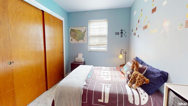 1800 E Saint Jude Court, Peoria Heights, IL 61616