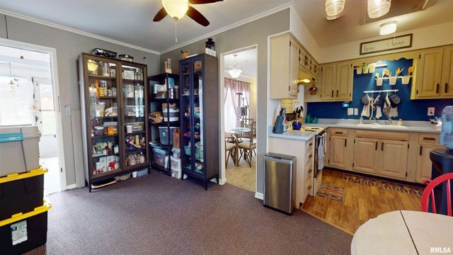 1800 E Saint Jude Court, Peoria Heights, IL 61616