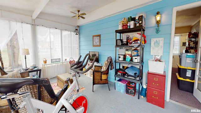 1800 E Saint Jude Court, Peoria Heights, IL 61616