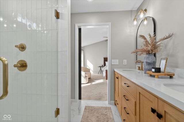 5977 Dado Drive, Noblesville, IN 46062