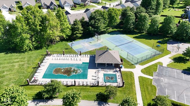 5977 Dado Drive, Noblesville, IN 46062