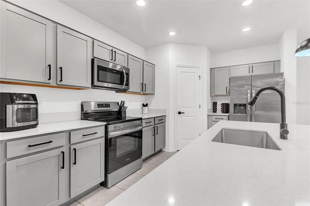 1325 DIEGO TERRACE, Winter Haven, FL 33884